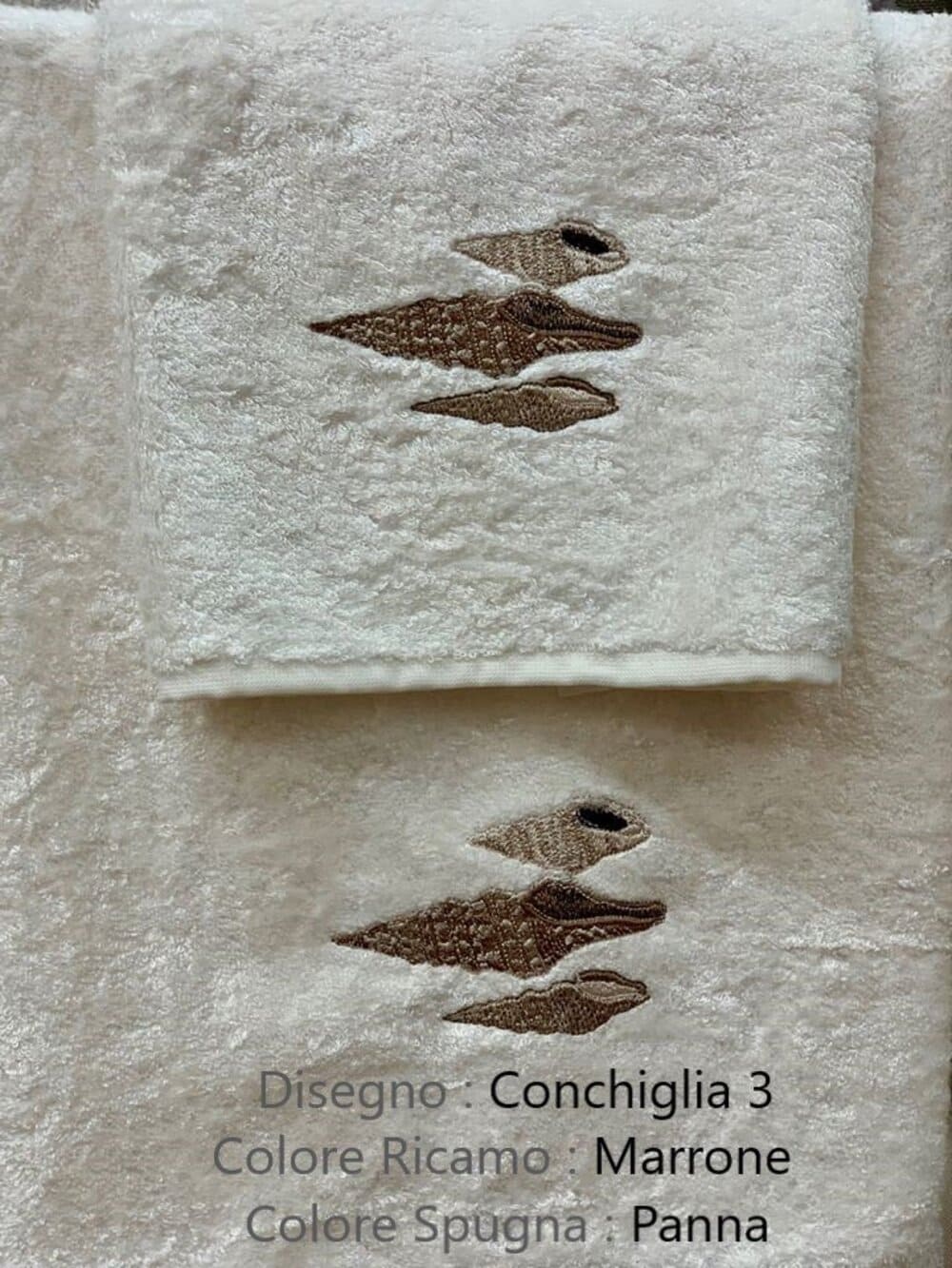 Set Spugna+Ricamo CONCHIGLIA : Salvietta 40x60cm e Ospite 60x100cm