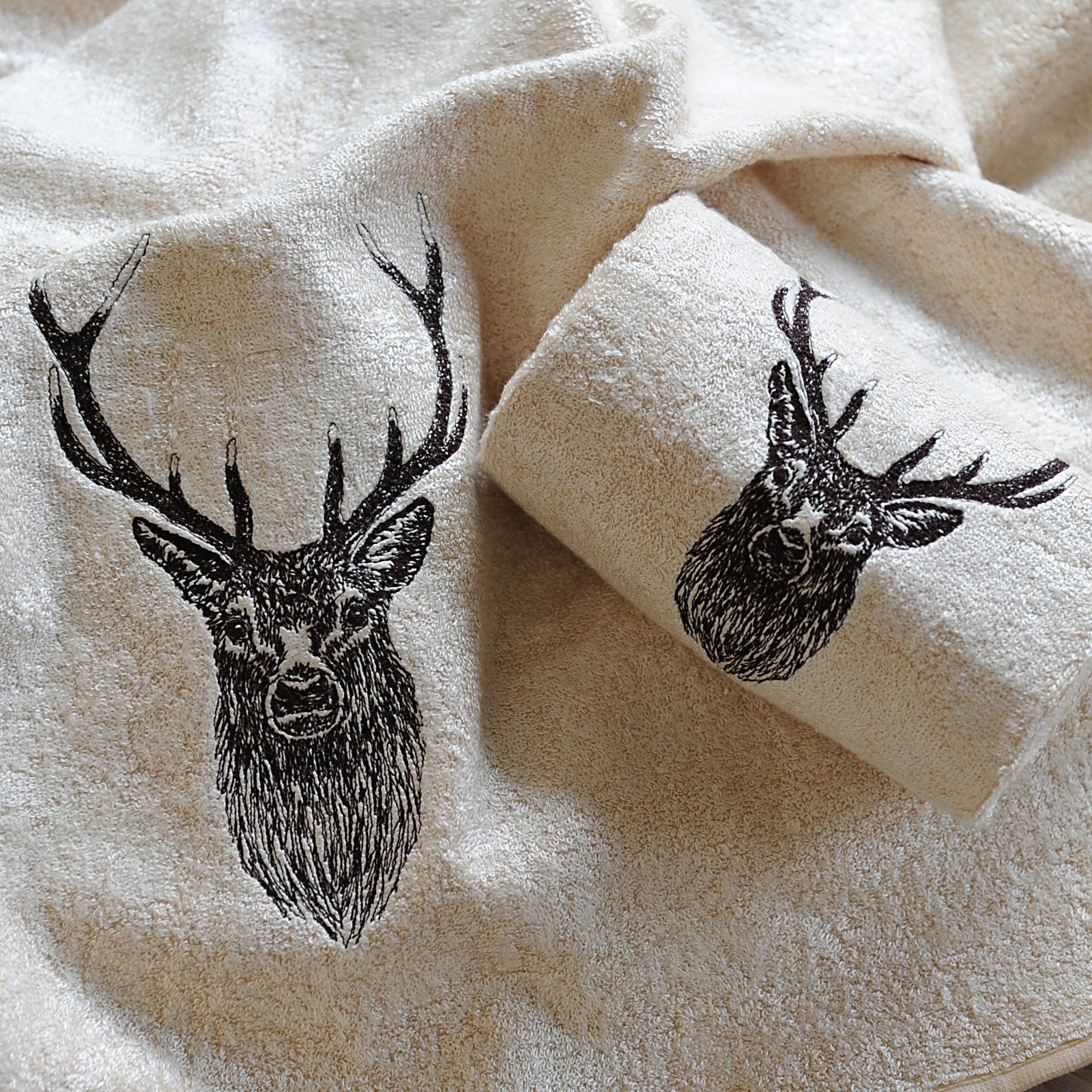 Set Spugna+Ricamo T.Cervo : Salvietta 40x60cm e Ospite 60x100cm